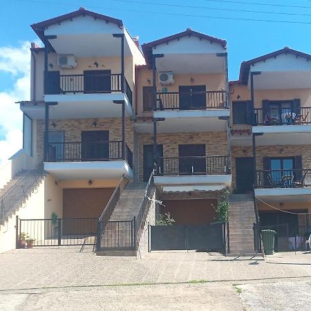 Μεζονετα Apartment เนอาโรดา ภายนอก รูปภาพ
