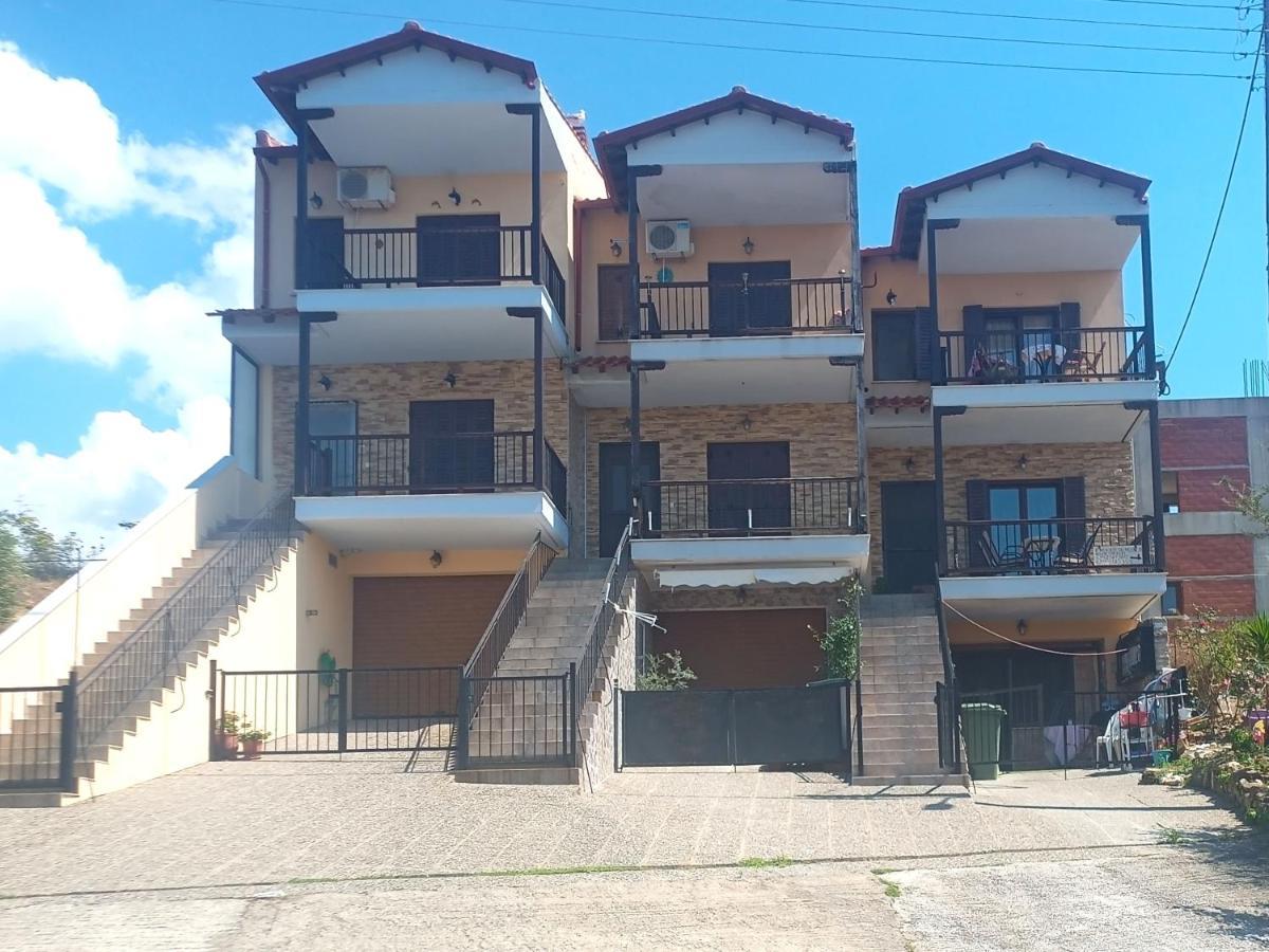 Μεζονετα Apartment เนอาโรดา ภายนอก รูปภาพ