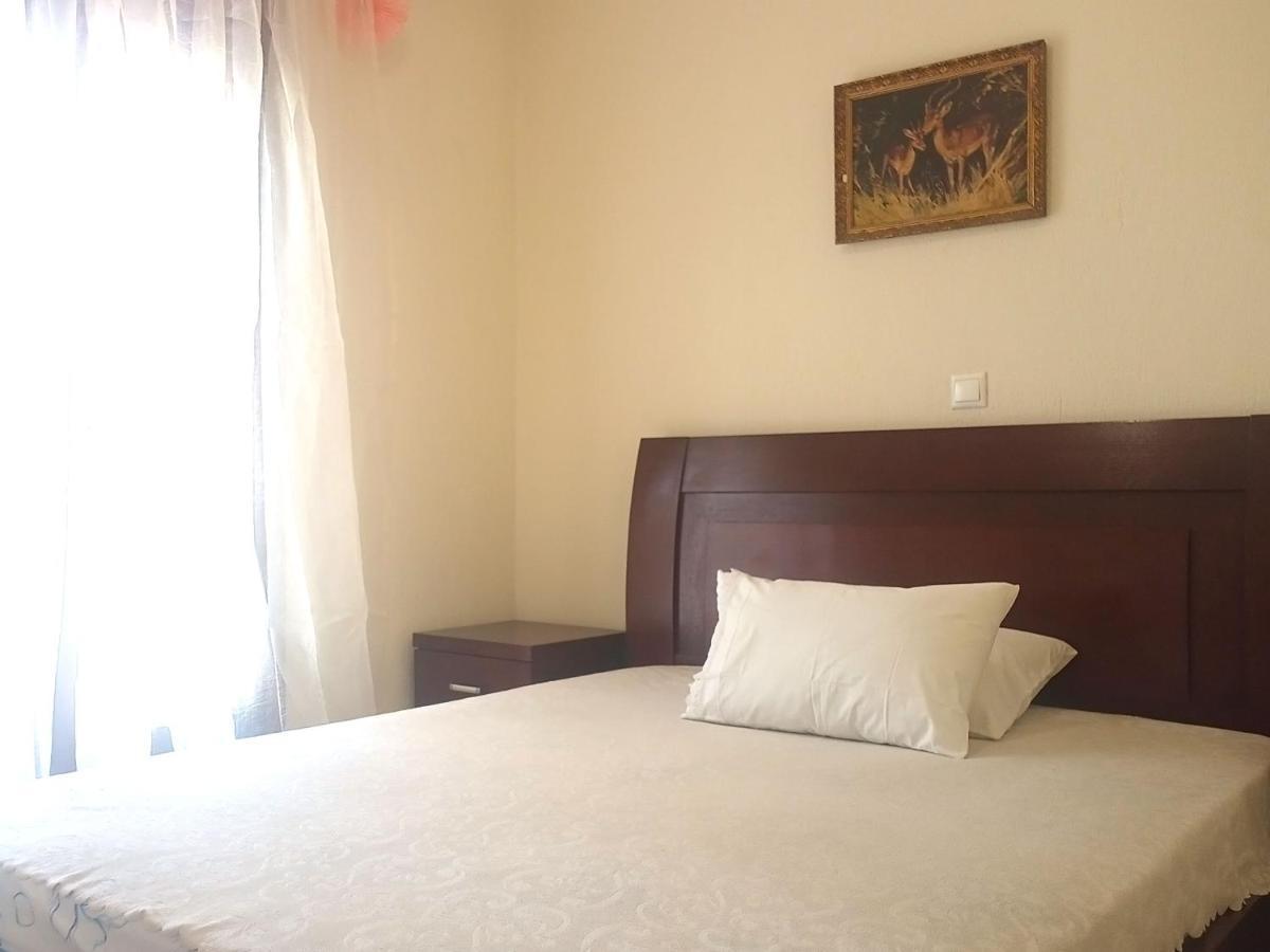 Μεζονετα Apartment เนอาโรดา ภายนอก รูปภาพ