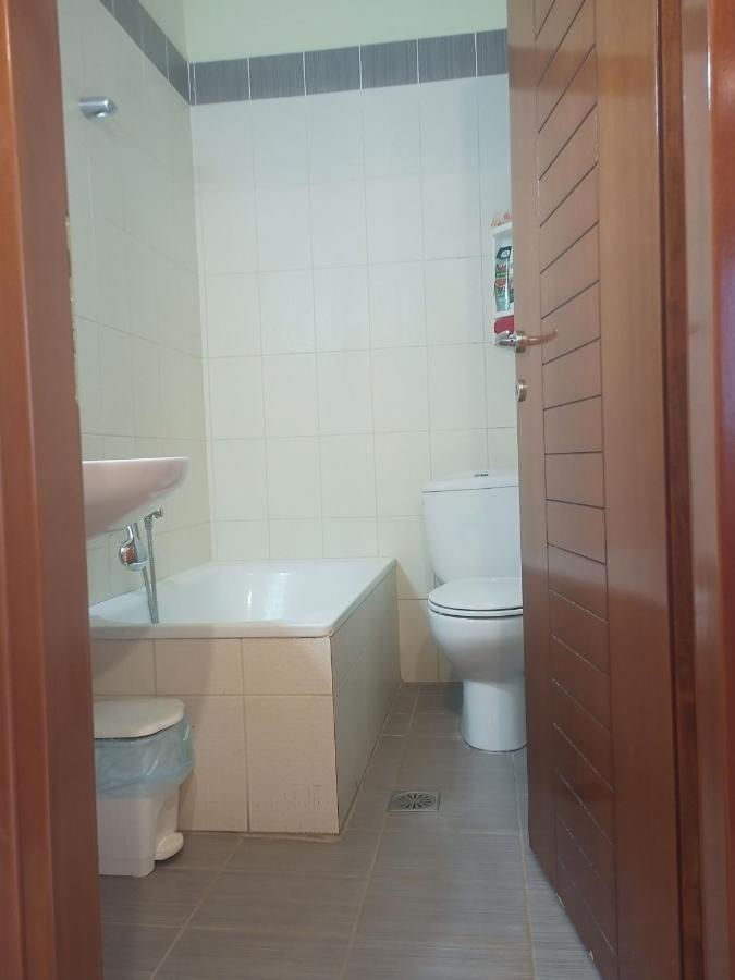 Μεζονετα Apartment เนอาโรดา ภายนอก รูปภาพ