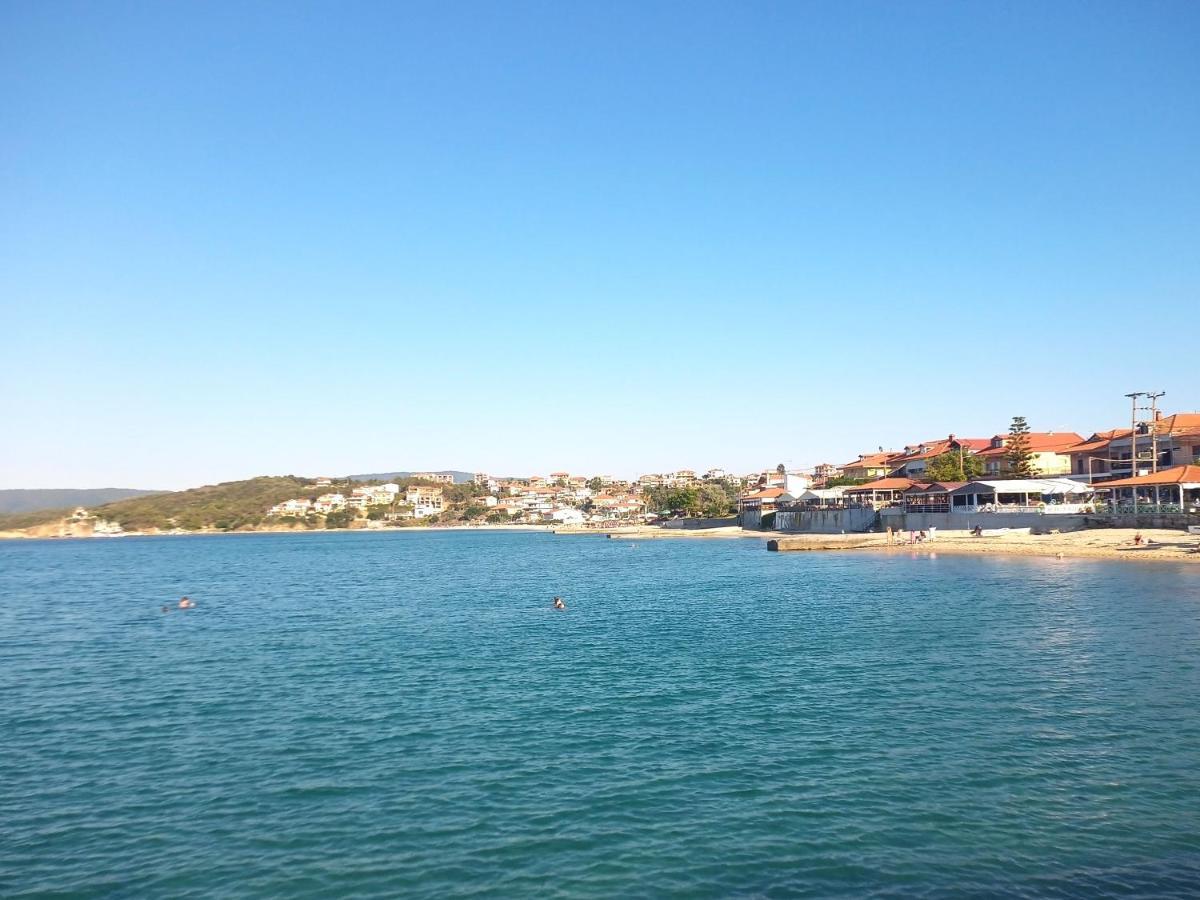 Μεζονετα Apartment เนอาโรดา ภายนอก รูปภาพ